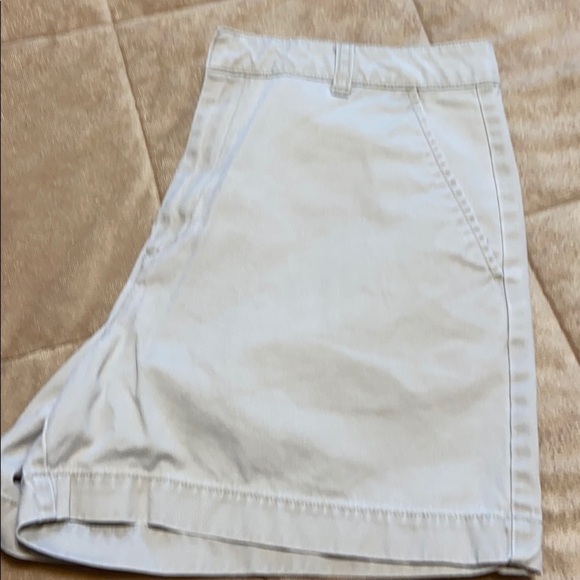 Tommy Hilfiger Tan Shorts - Picture 4 of 7